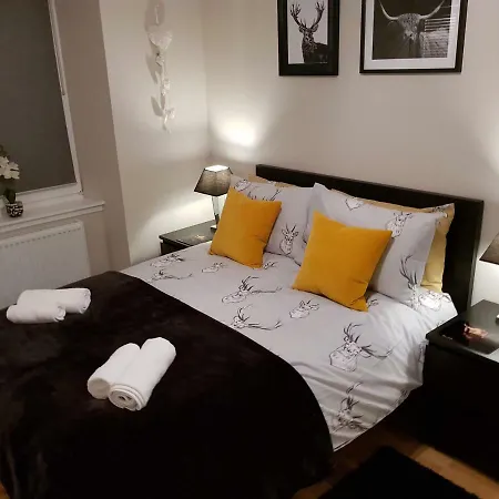 Smart & Cozy Holiday Apartment In The City Centre Inverness Exterior photo
