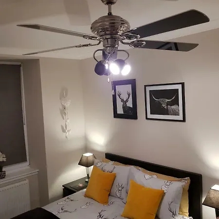 Smart & Cozy Holiday Apartment In The City Centre Inverness Exterior photo